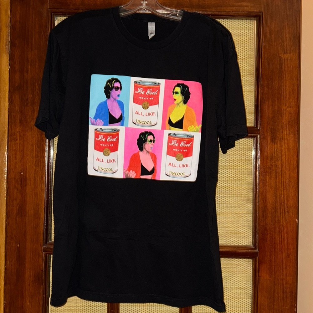 Countess Luann Pop Art - Be cool. Don’t be all, like, uncool T-shirt EUC